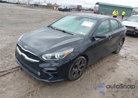 2021 Kia Forte Lxs из США, поврежденный, VIN 3KPF24AD8ME307118